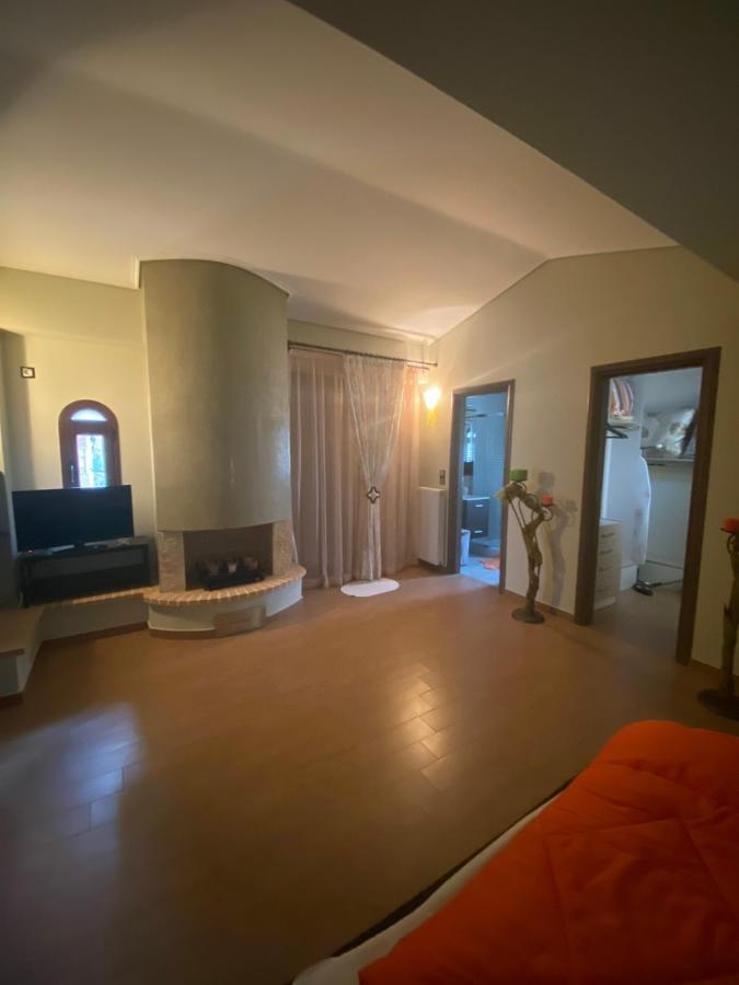 Villa Ria Kalavryta Bagian luar foto